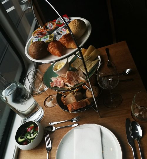 High Tea RotterTram